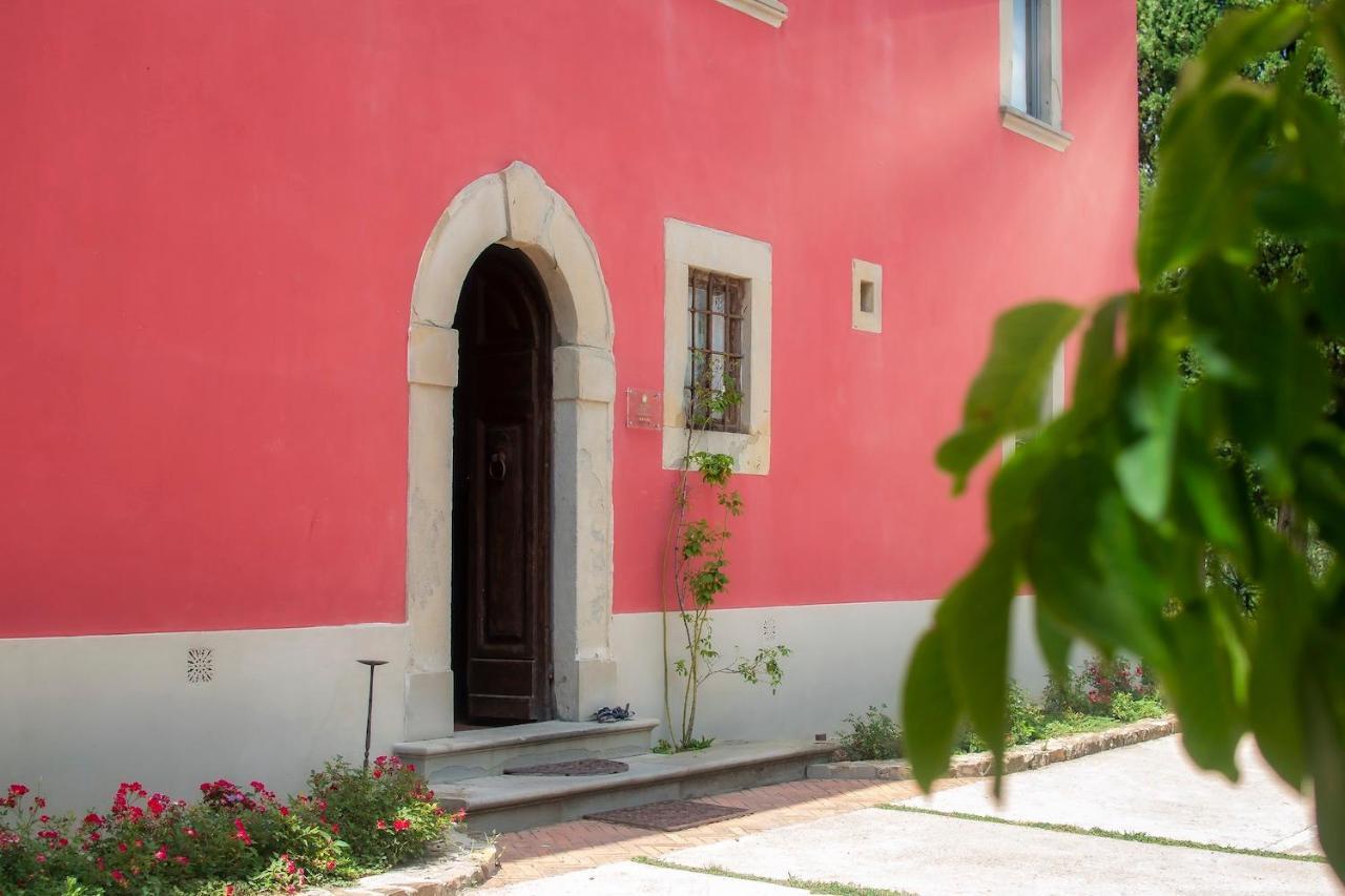 Вилла Podere Belvedere Tuscany Понтассьеве Экстерьер фото